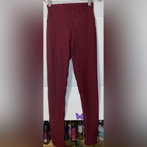 LA SOCIETY HIGH WAIST TEXTURED MAROON LEGGINGS